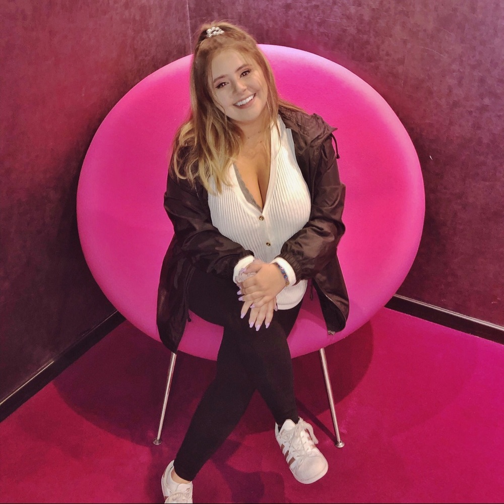 Meet your Posher, Sarah